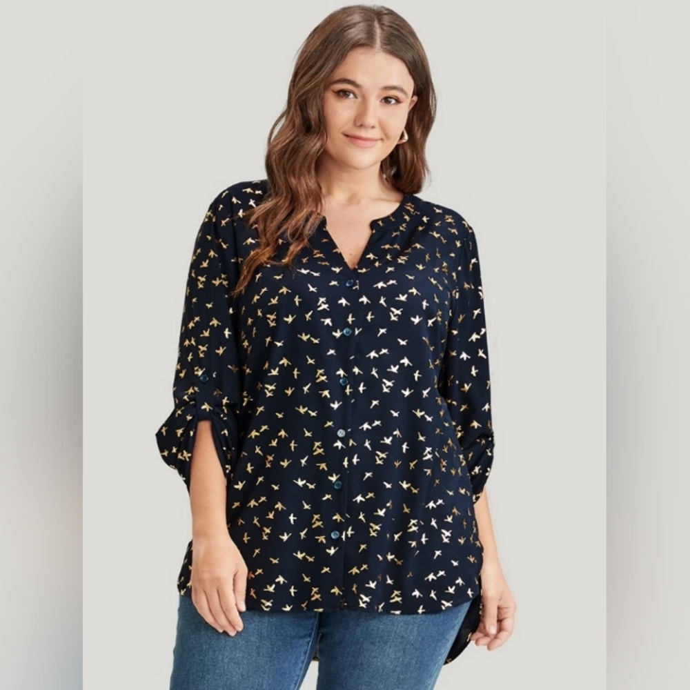 BloomChic,Cuffed Sleeve, Buttoned Blouse, W/Gold Birds,Size 14-16/1X